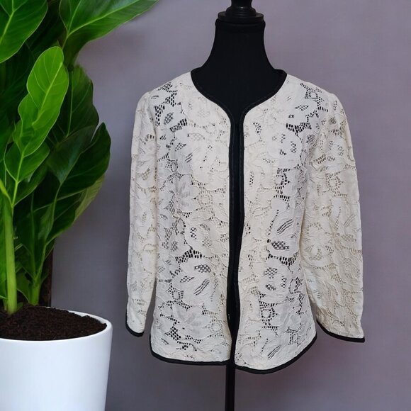 Joan Rivers "Who Are You Wearing" Ivory Lace Jacket with Black Faux Leat… - Picture 1 of 10